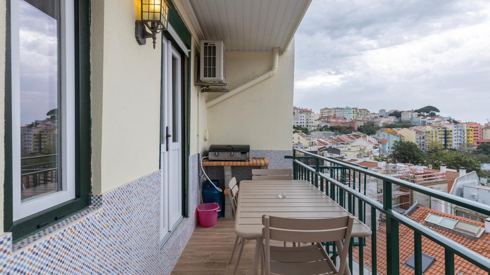 Amazing View Apartment By Lovelystay Lisboa Екстериор снимка